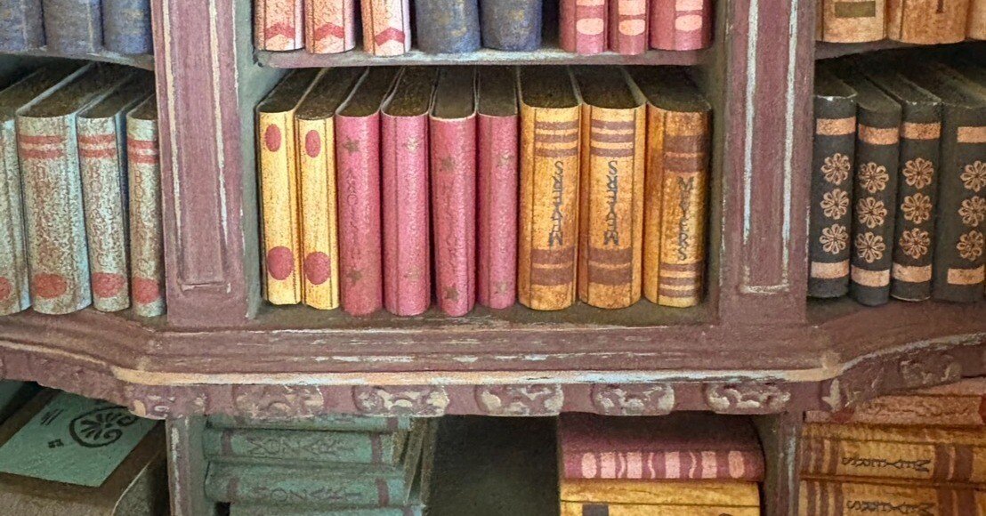 製本屋の立場から考えた 「本の取り出し方」｜渡邉製本株式会社