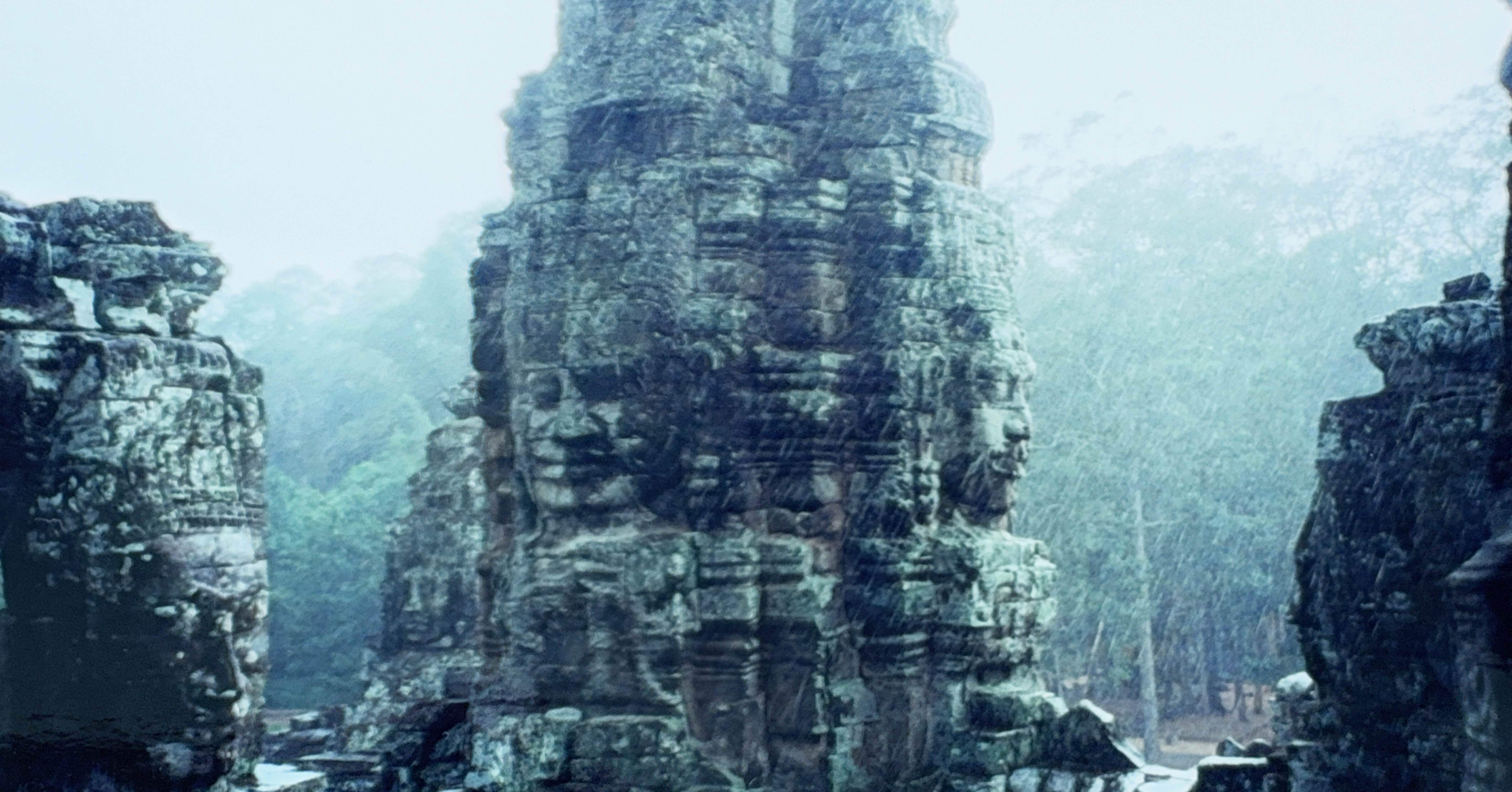 アンコール遺跡2001 ①（Day2 アンコール・トム バイヨン寺院 世界遺産