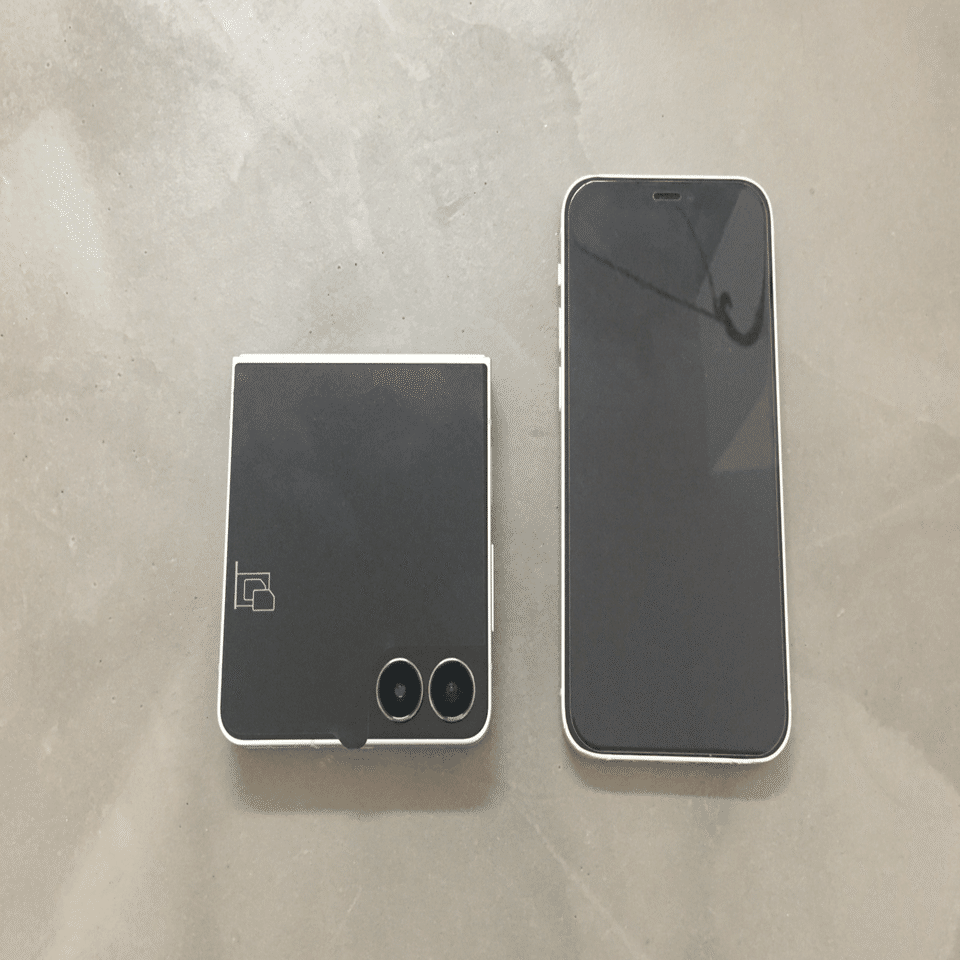 Galaxy開封していく！iphone12miniとのサイズ比較など | Galaxy Z