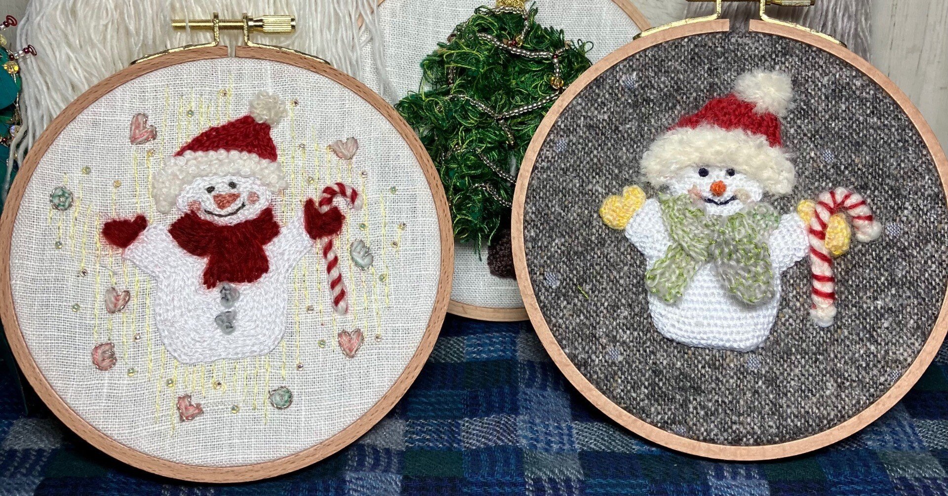 [専用　こり様] チャーム 刺繍 ストラップ クリスマス ハンドメイド 専用 こり様] チャーム 刺繍 ストラップ クリスマス ハンドメイド 専用