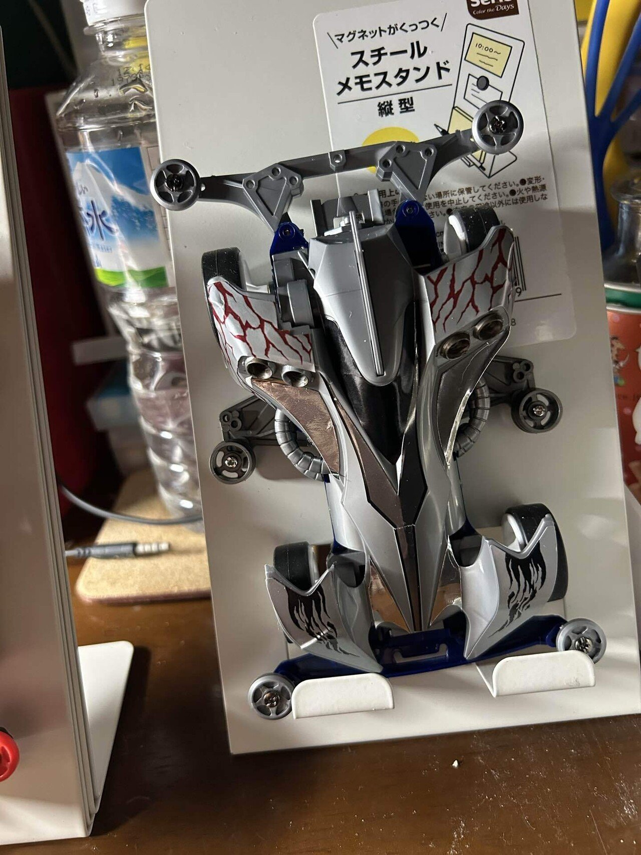 セリアのスチールメモスタンド縦型｜高々ゆう