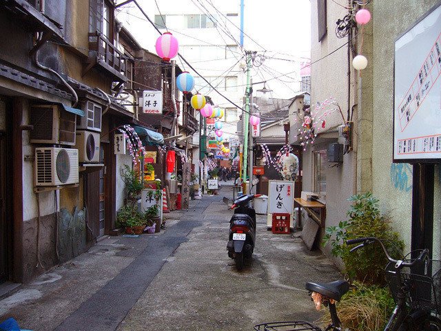 失われた風景（1） 池袋「人世横丁」｜酒の穴