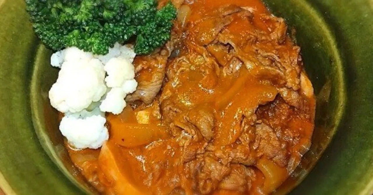 Beef Stewed in Tomato Puree - Nouvelle Pantry Staple｜saikosan