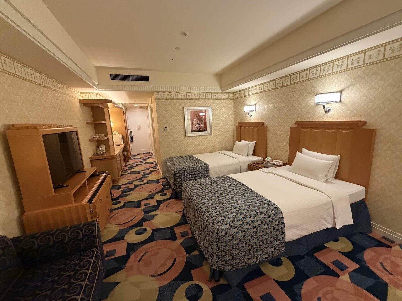 正直レビュー】ランドホテル・ミラコスタ・アンバサダーホテル｜ヤギ