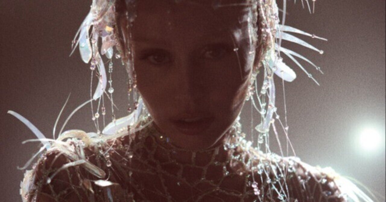 【新品未開封】Miley Cyrus Something Beautiful Something Beautifu／Miley Cyrus｜Okada Toshihiro