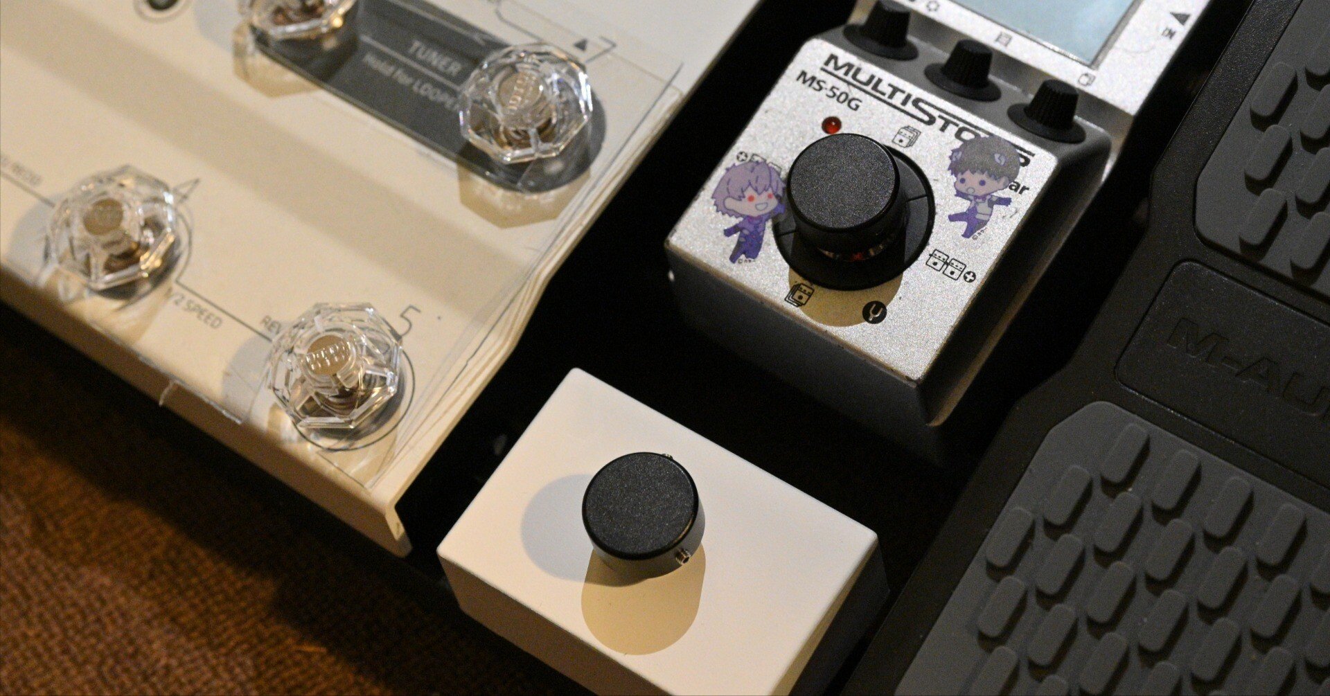 超簡単】Ampero2 Stage用フットスイッチを1000円で作ってチューナーを1