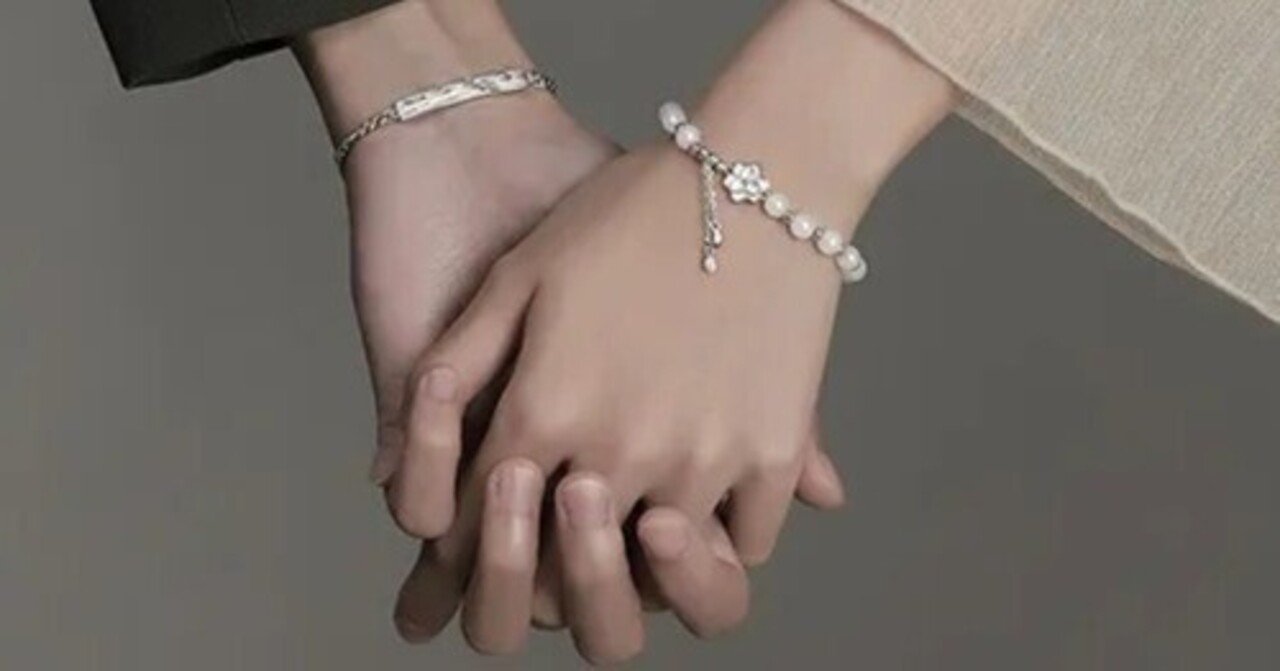 キャットツアイ猫目石 椿柄 ペアブレスレット！人気おしゃれなカップルジュエリー！｜syotruejewelry, image size:1280x671