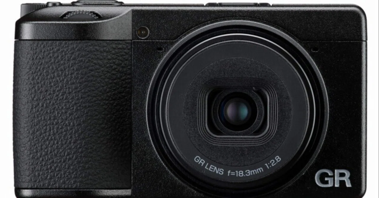 RICOH GR IVのHDF搭載モデル「GR IV HDF」って何が違う？にじむGRの 