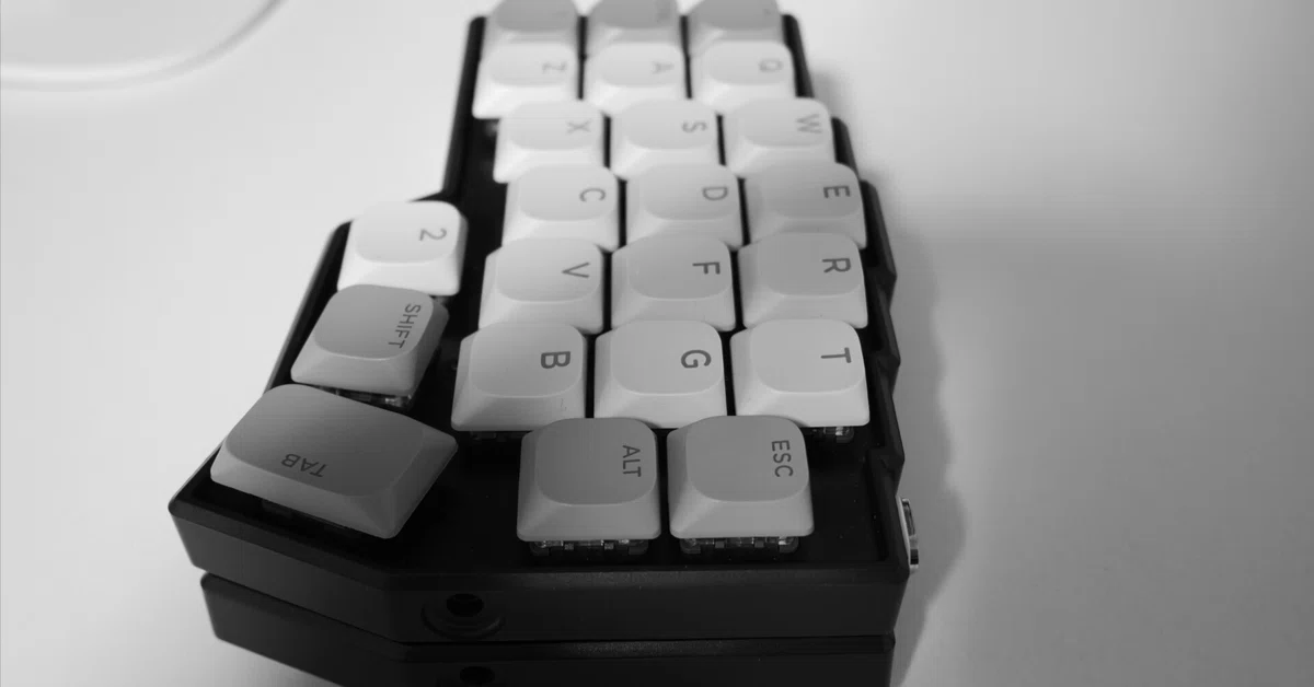 6ヶ月使用】Corne V4 Chocolateを使用して気づいたこと｜Arctech