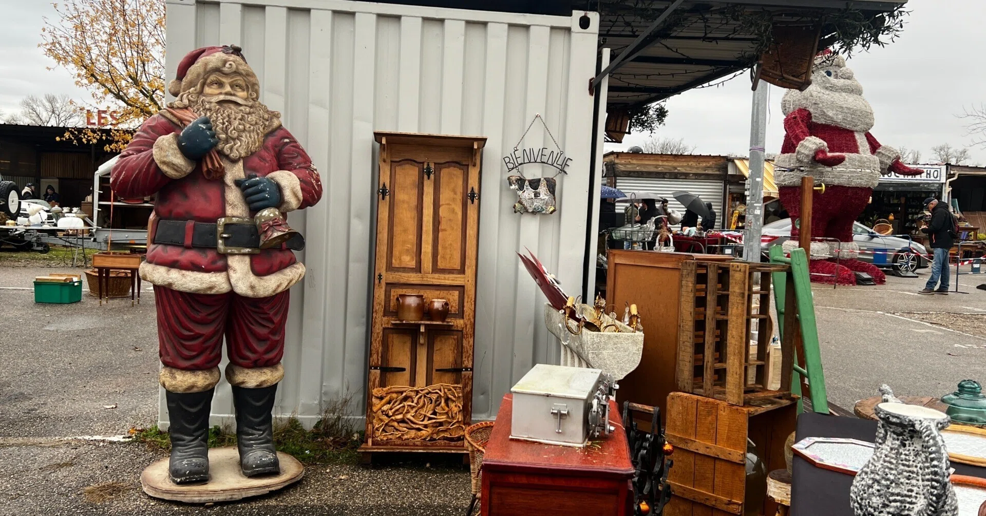 Sunday in Brocante France 毎週蚤の市??Lyonから Puces ?? Canal 