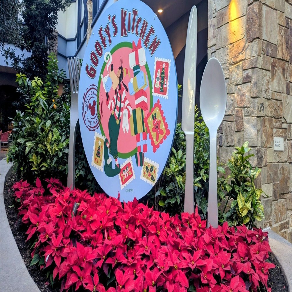 クリスマス🎄カリフォルニアディズニーひとり旅【Goofy's Kitchen