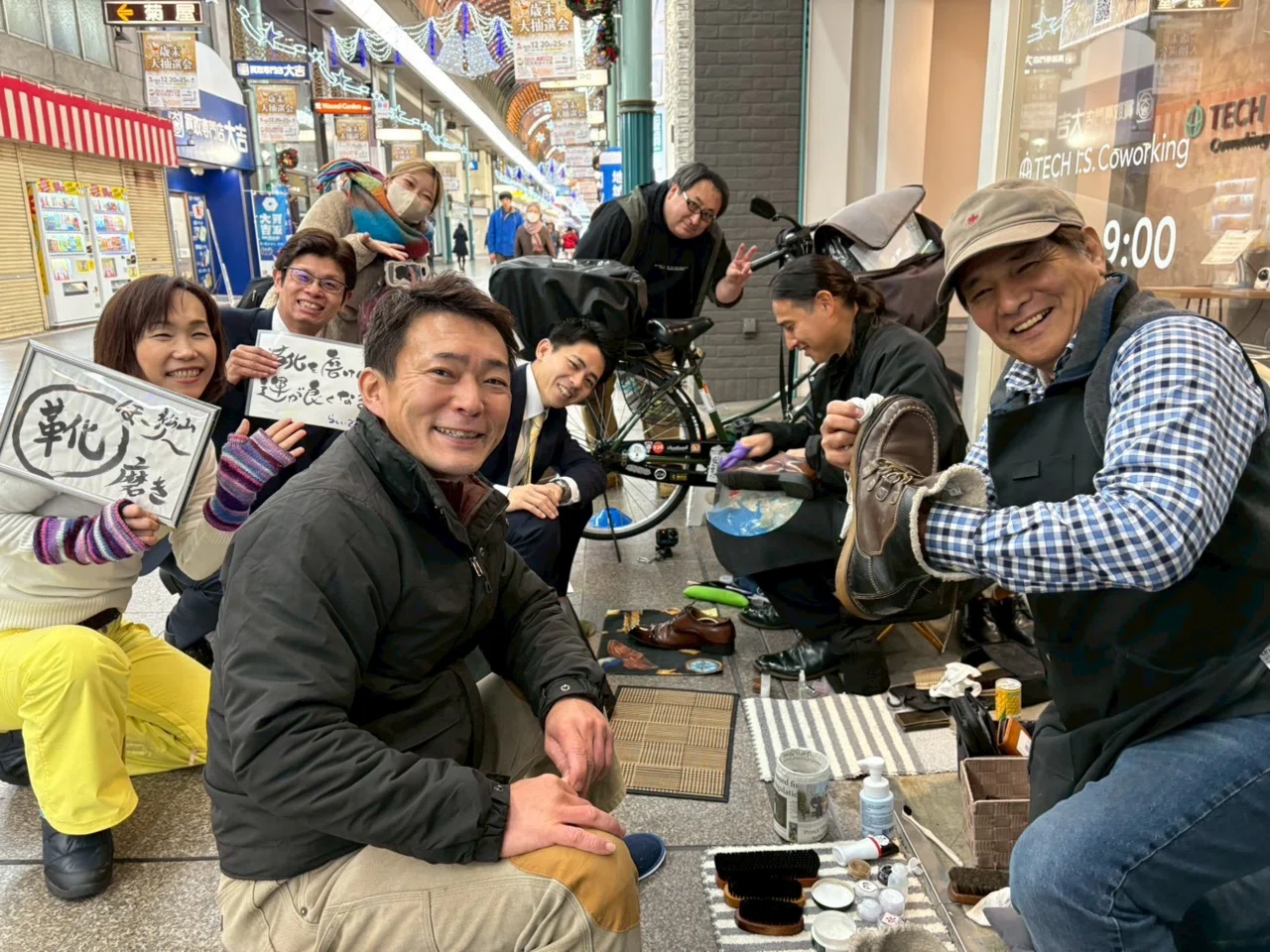 74歳の靴磨き職人と共に」｜靴磨きトラベラー 佐原総将