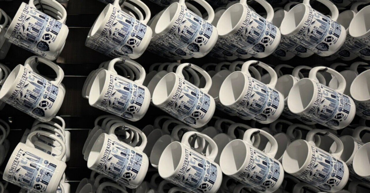 NY書店紹介】コロンビア大学書店: グッズが豊富な大学書店｜Cymbal