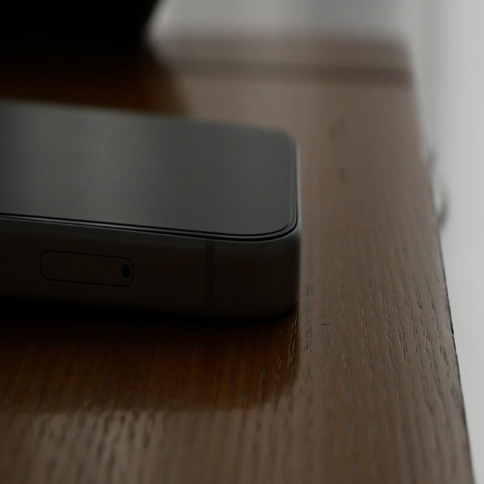 3ヶ月使用】PDA工房純黒クリア超反射防止保護フィルムについて