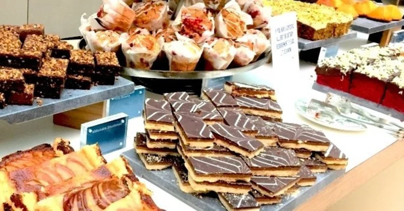 ロンドンでバースデーケーキをデリバリー注文してみました りょうこ イメージコンサルタント ロンドン 銀座 note