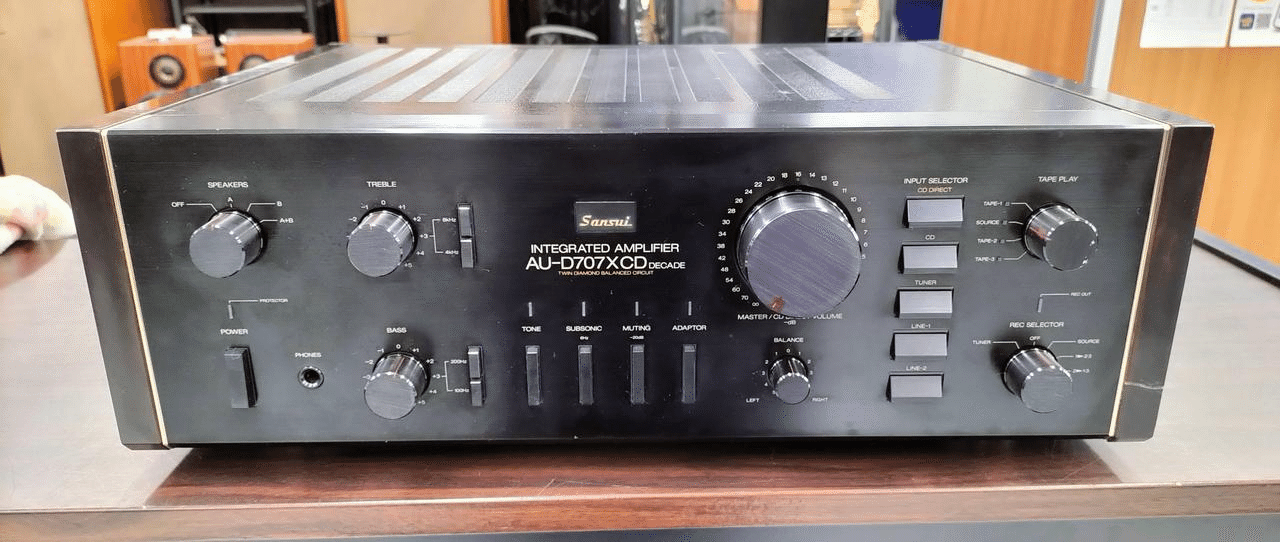 SANSUI型番：AU-D707XCD DECADEプリメインアンプ（トランジスター