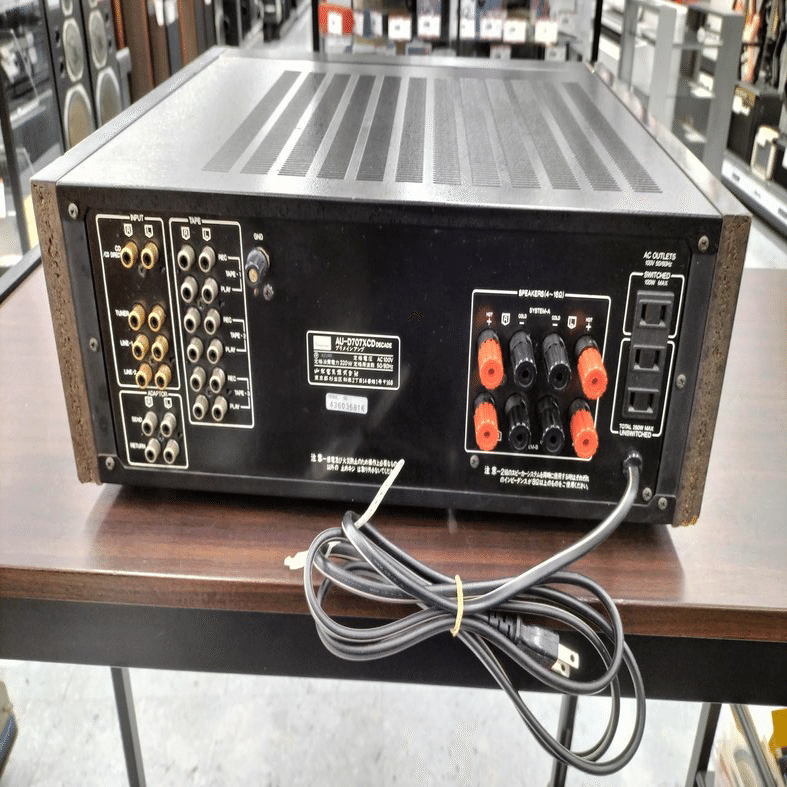 SANSUI型番：AU-D707XCD DECADEプリメインアンプ（トランジスター