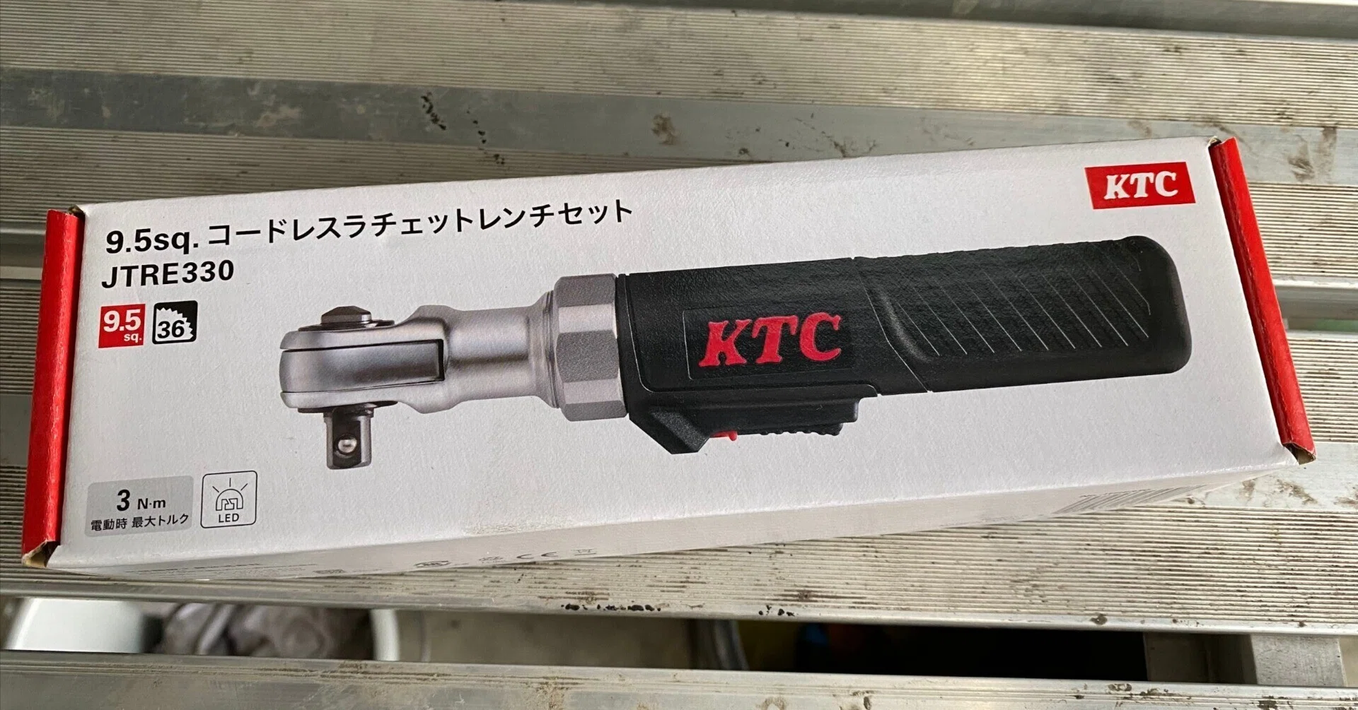 KTCコードレスラチェット(JTRE330)：アンダーカバー外しにオススメ