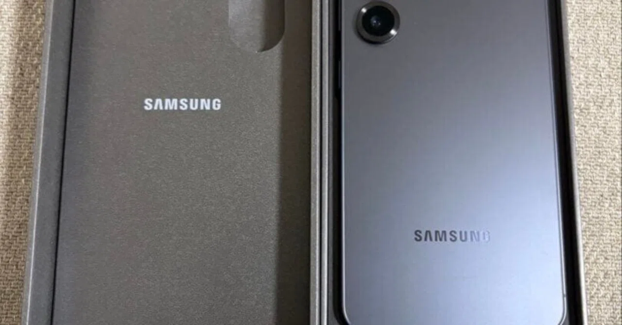 本日見つけた掘出物!】+美品Samsung Galaxy S25 ブルーブラック 256GB 