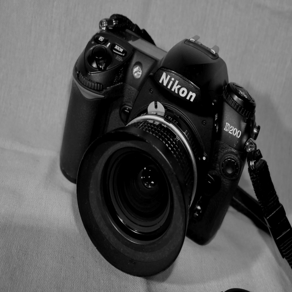 デジタル移行期の相棒：Nikon D200への変わらぬ愛…二十歳の誕生日