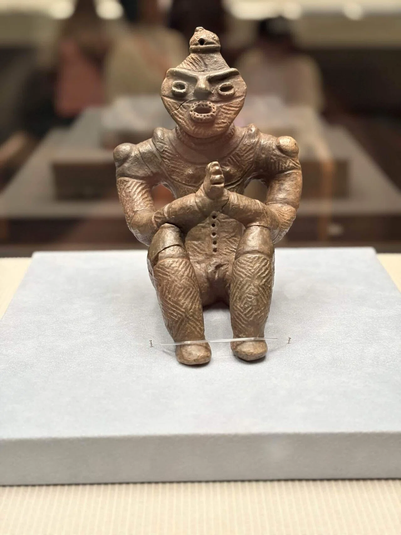 シエラレオネで発掘されたNomoli フィギュア（ノモリ像） Special Exhibition: World Heritage Jomon｜monolith