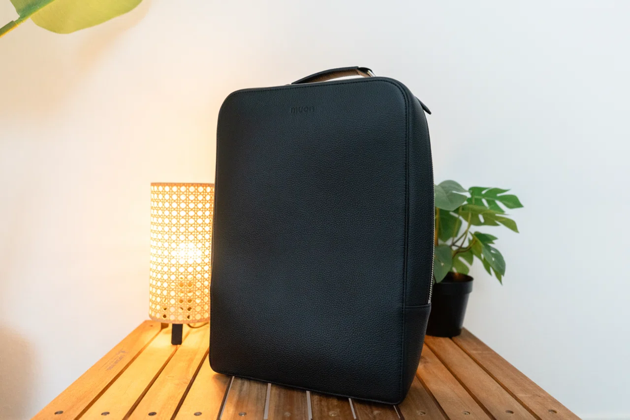 程よくミニマルなバックパックをレビュー｜muon(ムオン)-THE Backpack