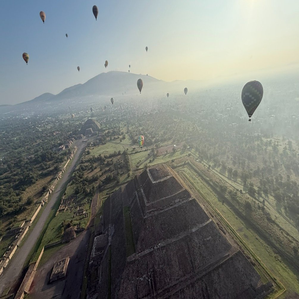 女子ひとり旅】メキシコ・ティオティワカン遺跡を“空から見た朝”｜気球