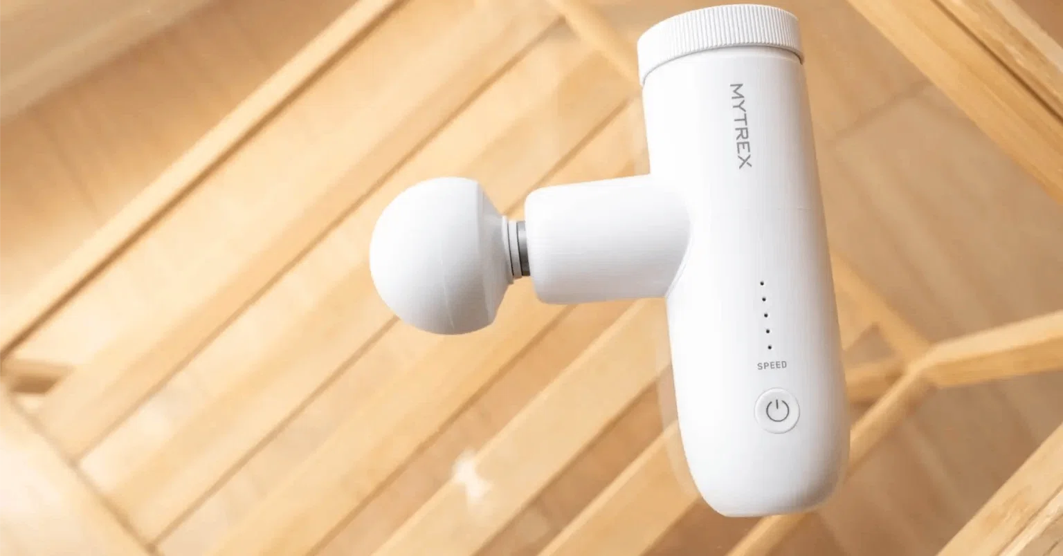 Review] As light as a smartphone, yet professional-grade. How the