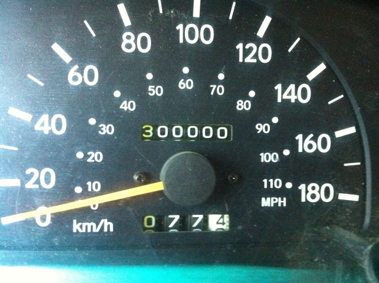トヨタ車 30万km突破 さすがは世界のトヨタ Takviator Note