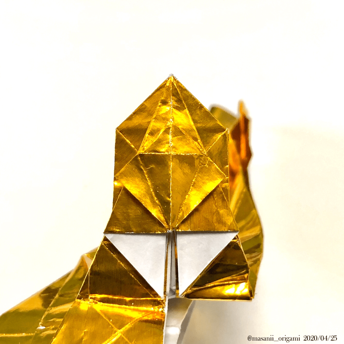 折り紙 黄金の昇り龍(ORIGAMI/GOLDEN RISING DRAGON) - メルカリ