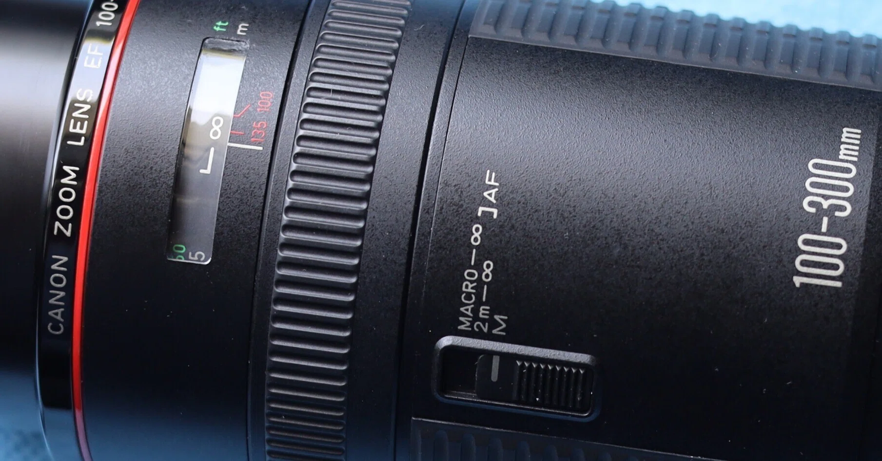 オールドレンズと呼ばれない者達③ EF100-300mm F5.6Lと直進ズーム