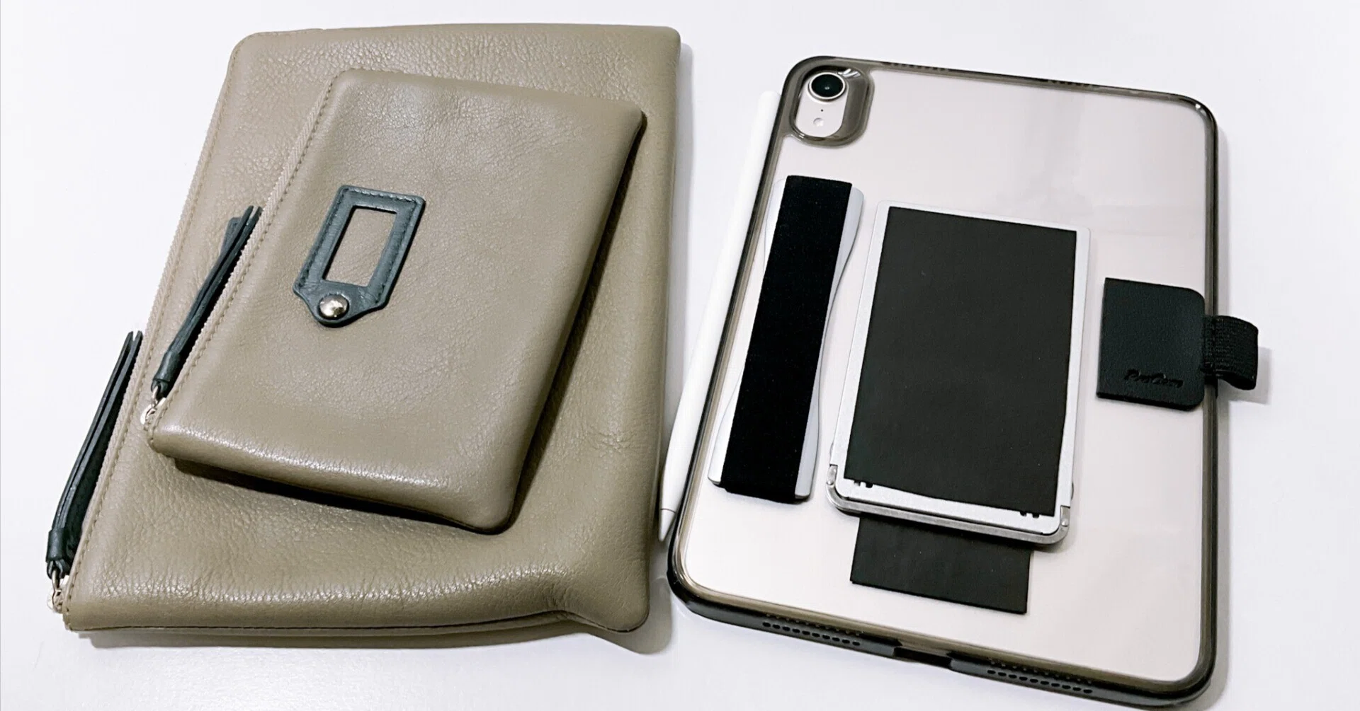 iPad miniがピッタリのレザーポーチ】土屋鞄「クラルテ トラベルコンビ
