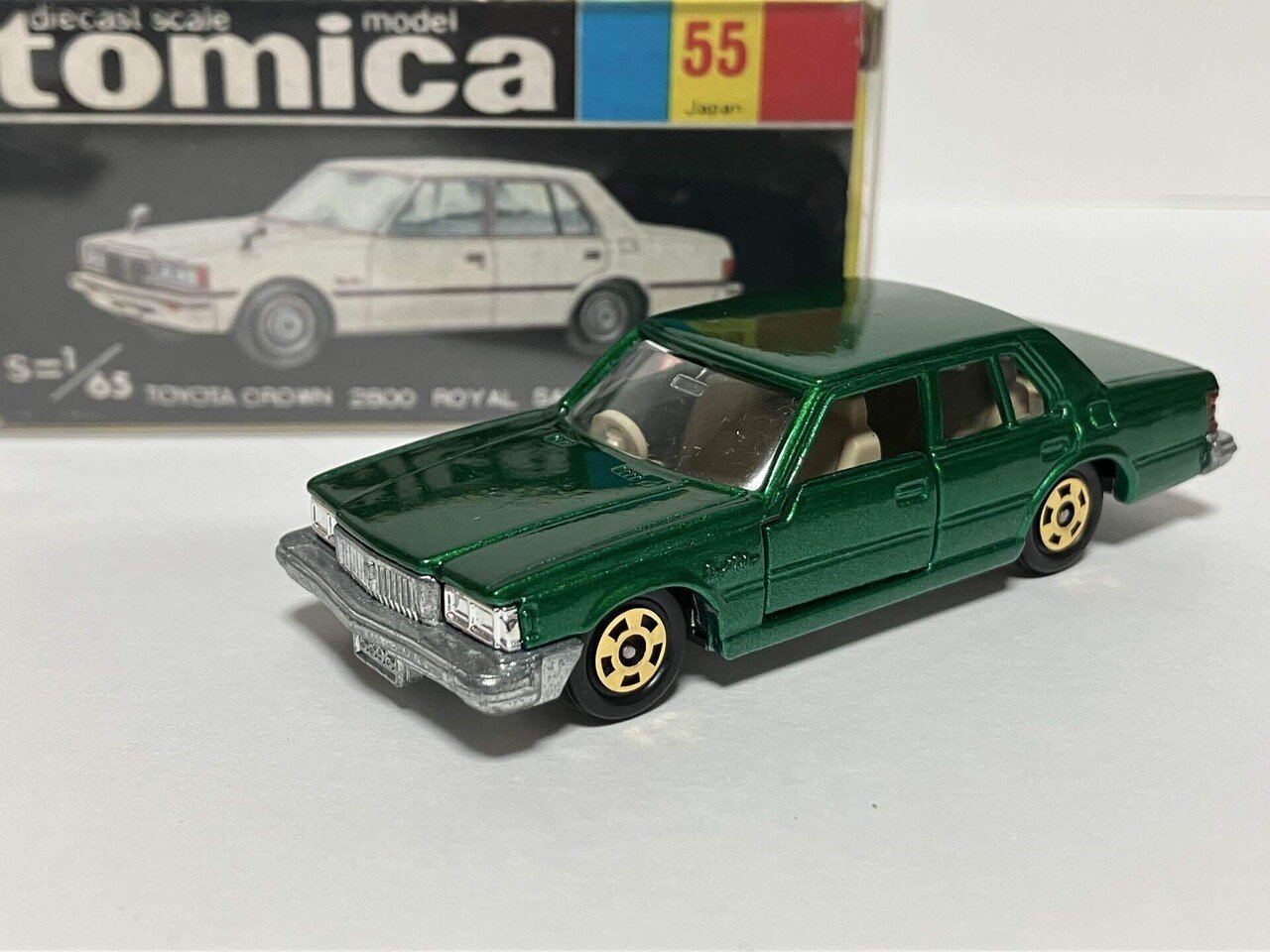 トミカ 1/65 トヨタ クラウン 2800 ロイヤルサルーン トミカ MANI TOYS 特注 トヨタクラウン ロイヤルサルーン 香港