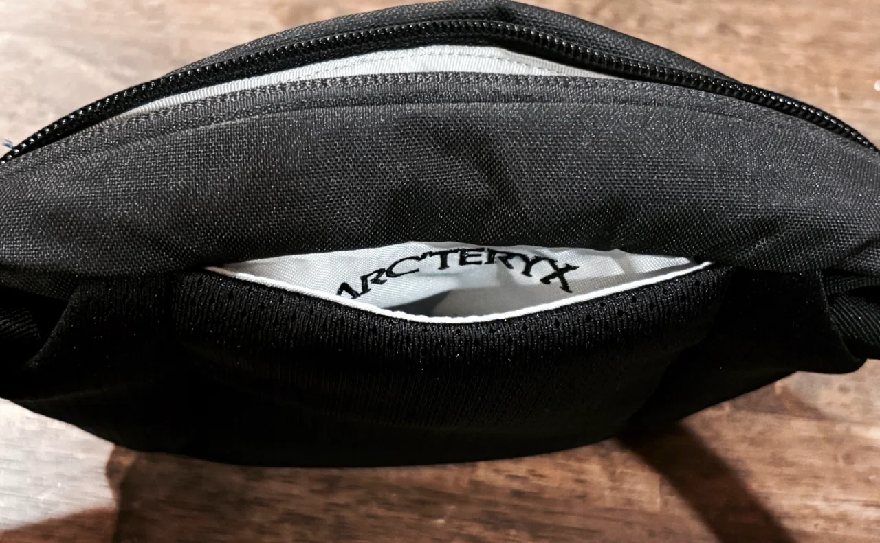 ARCTERYX(アークテリクス)「マンティス1」レビュー｜必要最小限を 