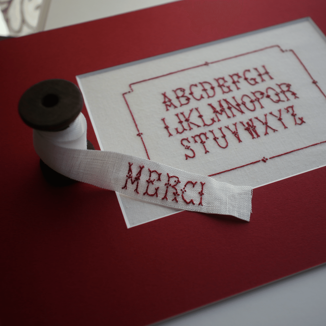 1日1文字 アルファベット刺繍のサンプラー｜刺繍デザイナー 福田彩