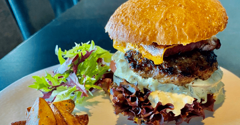 レシピ 旨味がすごい バンズから作る 俺のハンバーガー 三つ星のまかないレシピ 第一話 使い勝手良すぎる超簡単万能タルタルソースの作り方の巻 おかともひこ コックさん Note