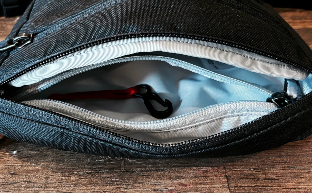 ARCTERYX(アークテリクス)「マンティス1」レビュー｜必要最小限を