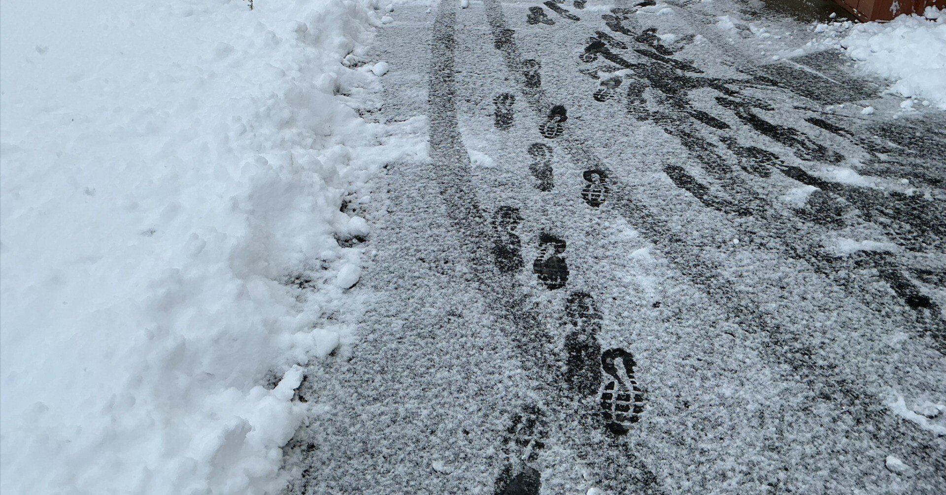 雪 今シーズン初の雪かき｜DJ.プラグマティクス