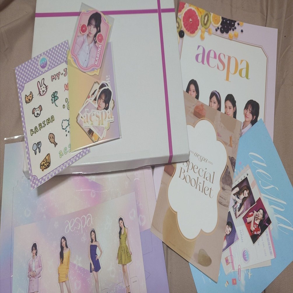 aespaからスペシャルキットが送られてきました！それから、LE SSERAFIM