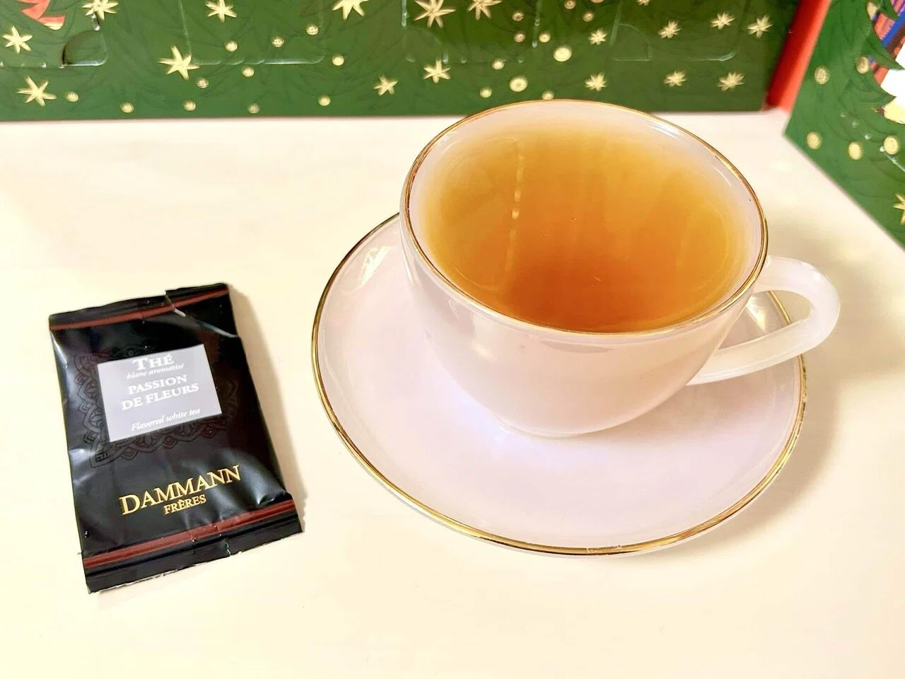 宵月ページ フランス ダマンフレール 詩人のお茶 紅茶 | ダマンフレール｜2025アドベントカレンダー｜day19～day24