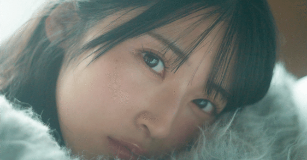 AKB48佐藤綺星が1st写真集『天使の反射角度』を1/28発売へ【見どころと