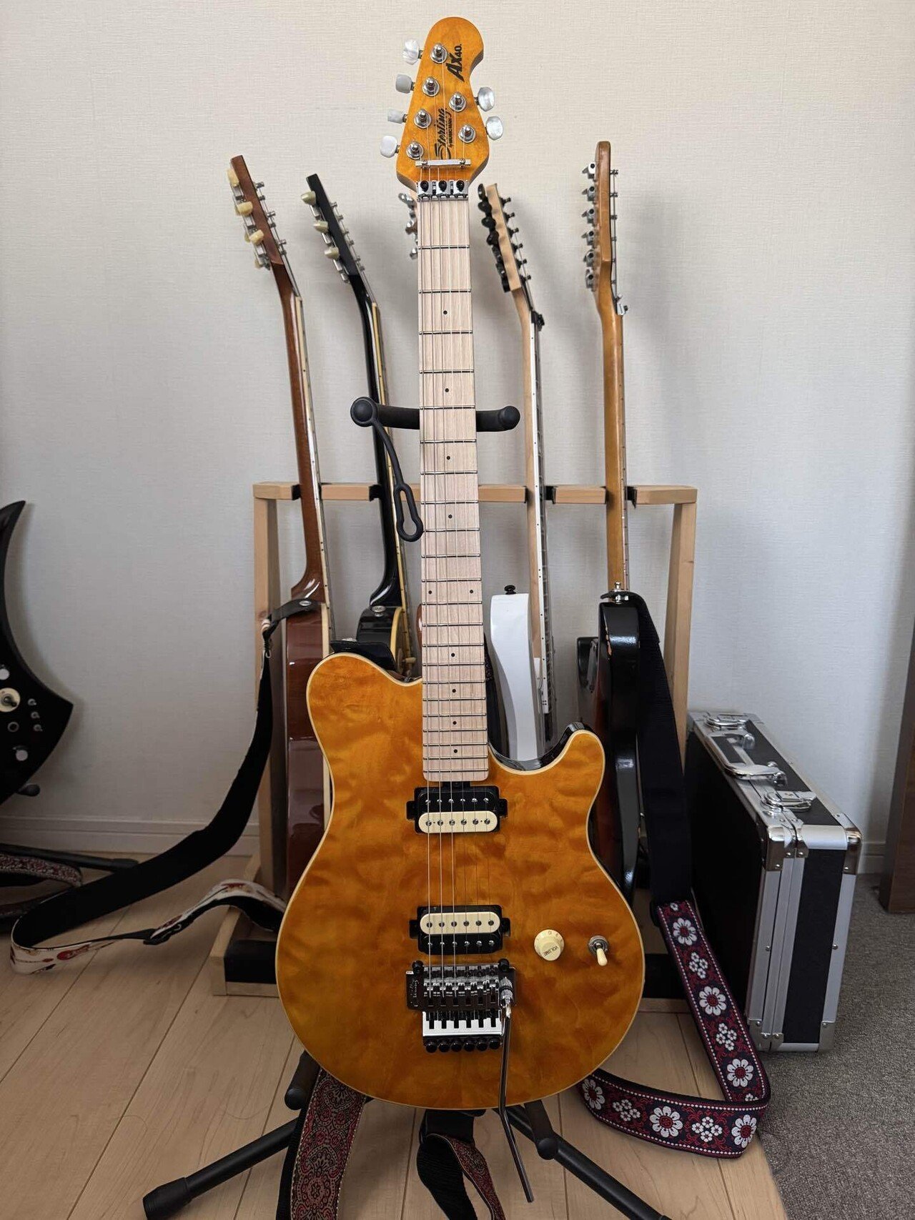 Sterling by MUSICMAN AXIS AX40-TGO-M (Trans Gold)｜もせやす