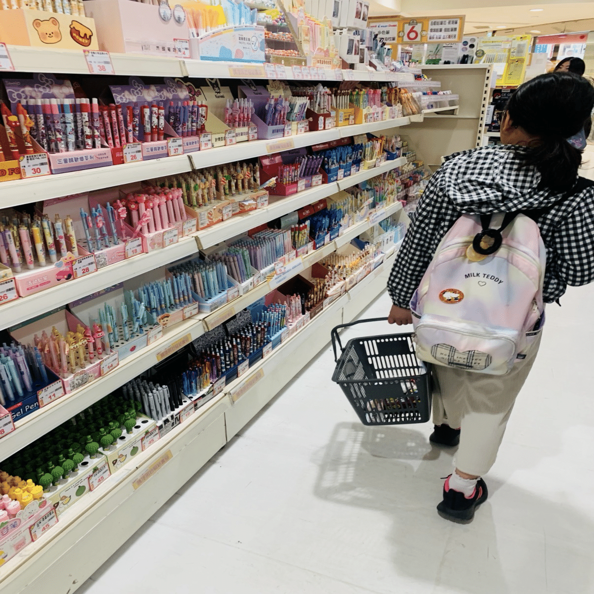 小学生と行く台湾】定番観光に飽きたら！台湾の文房具屋が楽しい