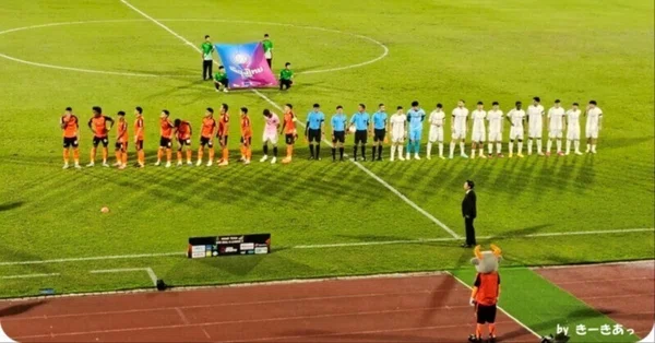 タイリーグ バンブン FC ユニフォーム サッカーフットボール足蹴