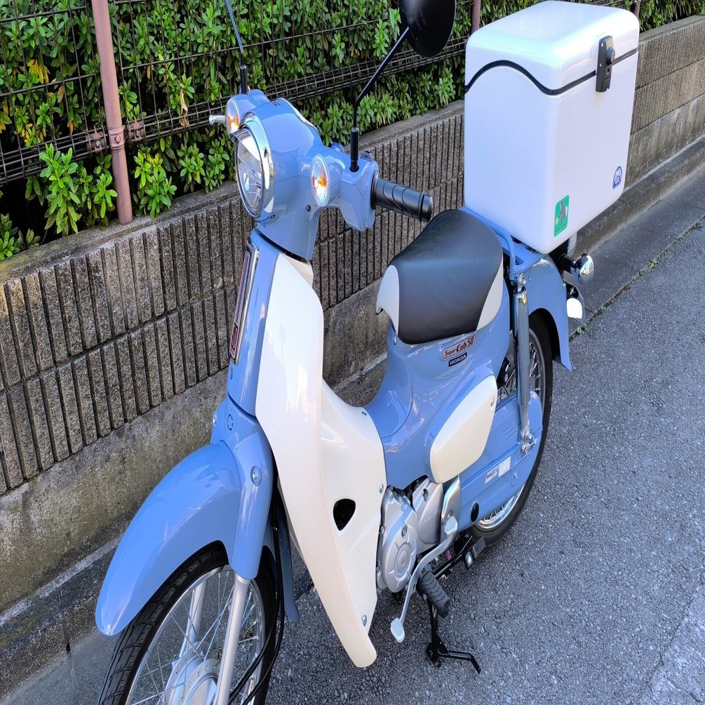 スーパーカブ50ファイナルエディションの外装をカスタムしてみる｜フォボス