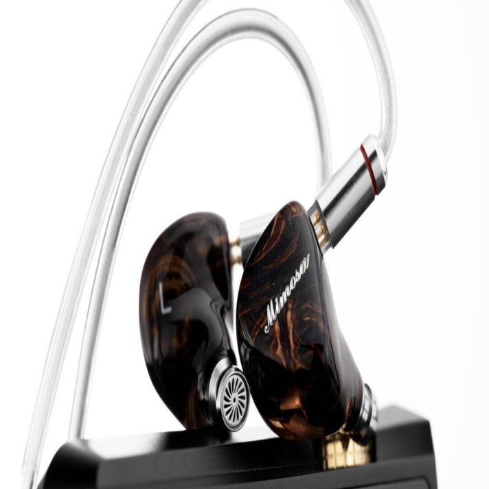 QoA Mimosa レビュー】1.5万円で手に入る「音の宝石」。女性ボーカル特