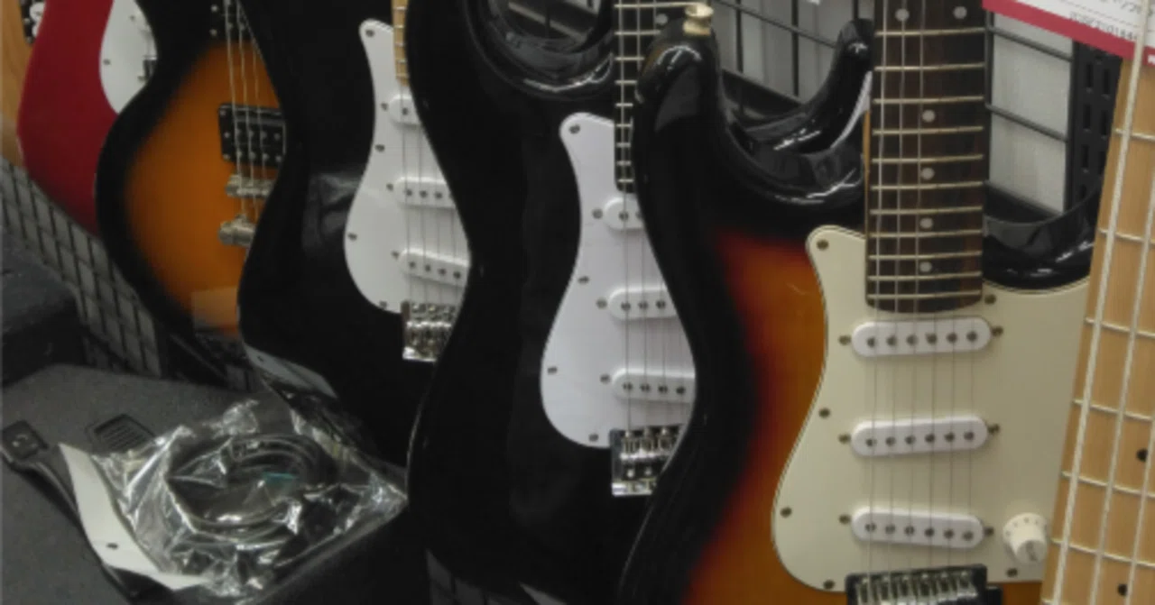 ギター初心者向け🎸10万円以下のおすすめエレキギター｜Shimo-t