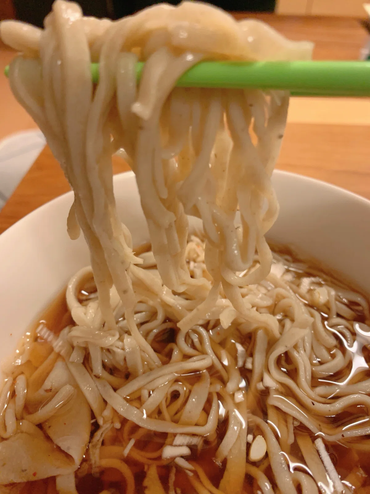New Year's Eve - Hand-kneaded soba in a plastic bag, I tried mixing in ...