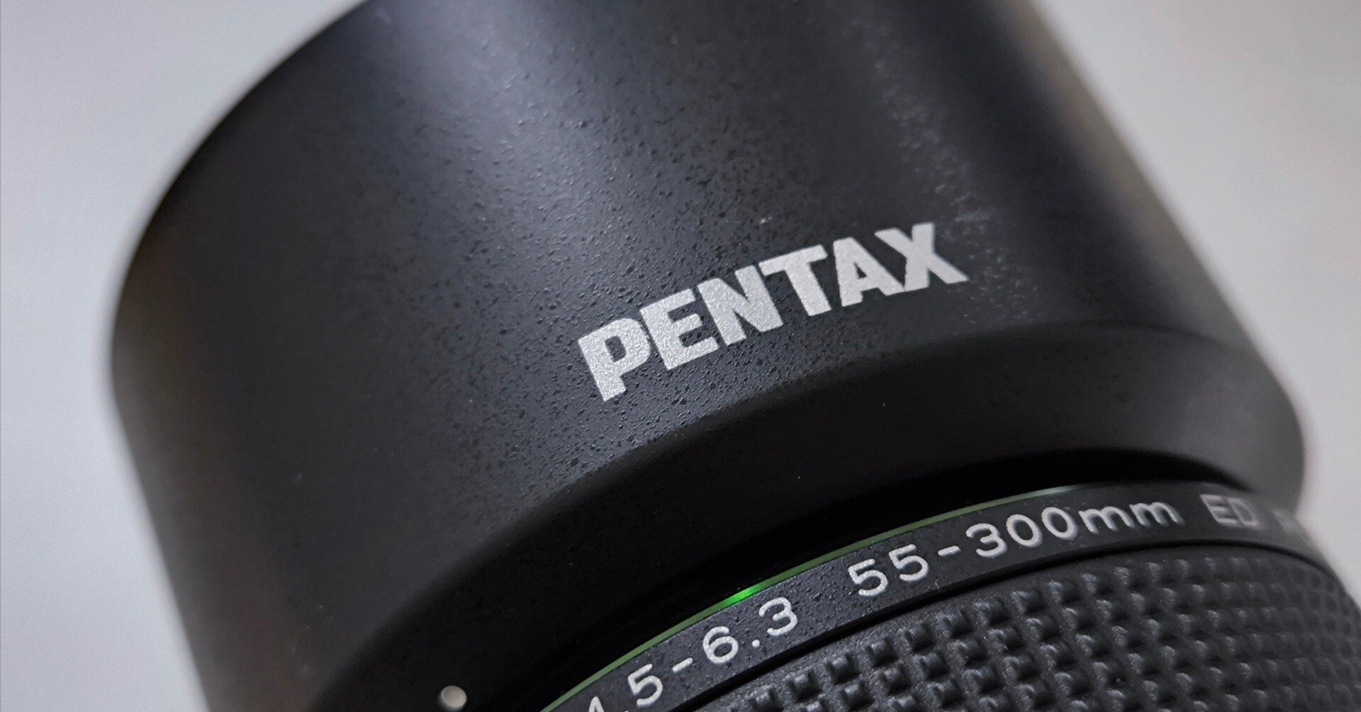 PENTAX K-r本体＋18-55/55-300レンズセット Amazon | PENTAX デジタル一眼レフカメラ K-r レンズキット ブラック K
