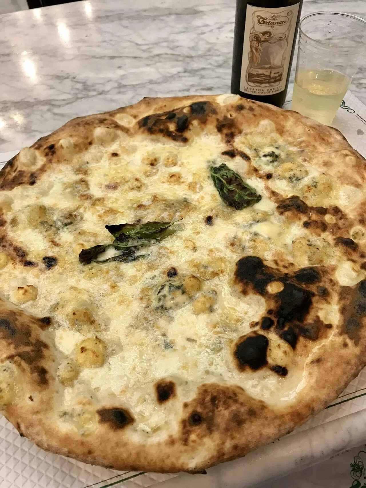 ざわめきと洗濯物はためく美味しい街ナポリ 〜 イタリア🇮🇹| 40女の